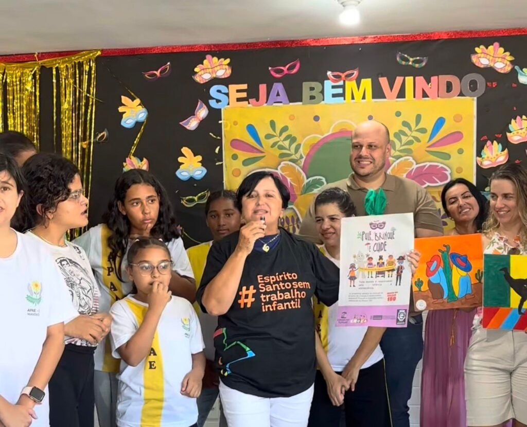 Apae de Marataízes e Setades abraçam a campanha “Pule, Brinque e Cuide” no Carnaval 2026 de Marataízes